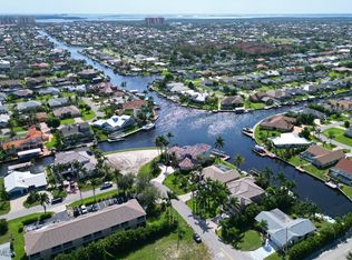 4800 SW 12th Pl, Cape Coral, FL 33914