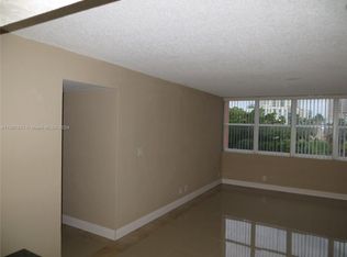 9143 SW 77th Ave APT B403, Miami, FL 33156