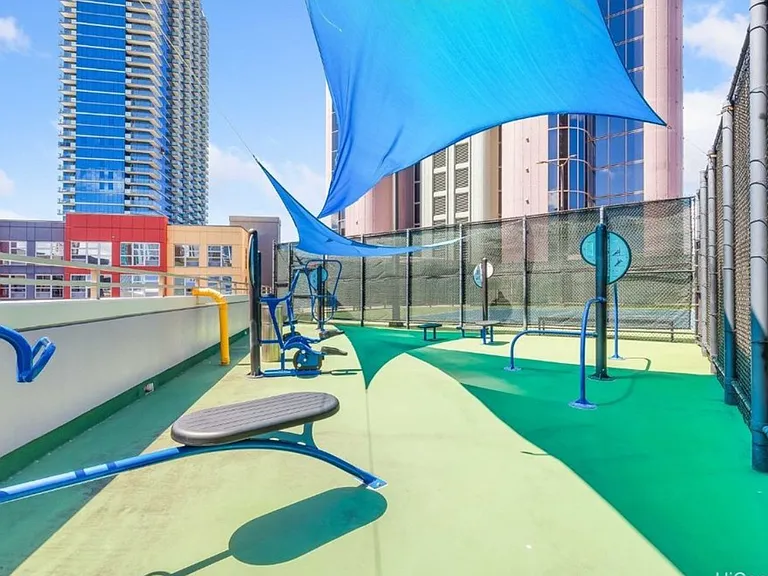425 South St #801 — Photo 30