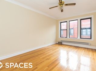 3943 1/2 N Janssen Ave APT 3E, Chicago, IL 60613