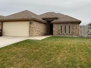 1973 The Park Dr, Kingsville, TX 78363