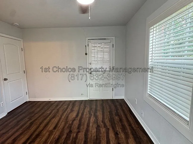 3241 Sandage Ave — Photo 14