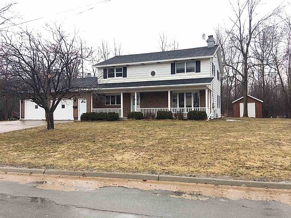 4th image of 18 Elgin Ave