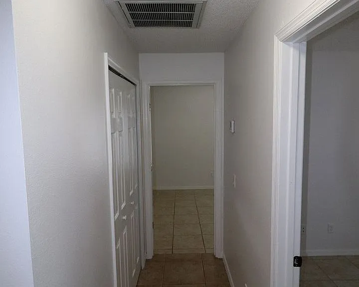 7616 Pine Nest Ct — Photo 12