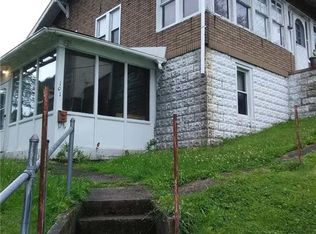 101 Hinton Ter, Charleston, WV 25301