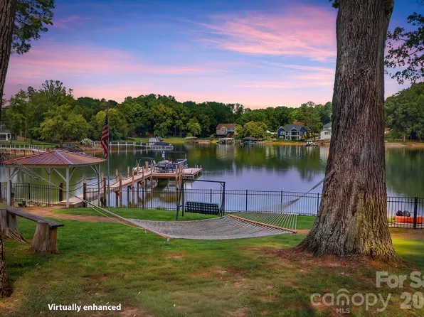 188 Sagemore Rd, Mooresville, NC 28117