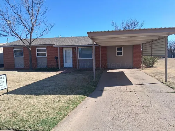 1025 NW 10th St, Tulia, TX 79088