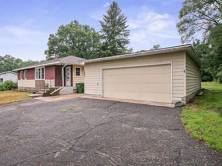 1831 Andover Blvd NW — Photo 1