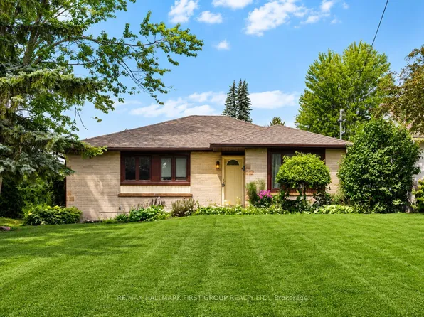 180 Sherwood Ave, Oshawa, ON L1G 3L8