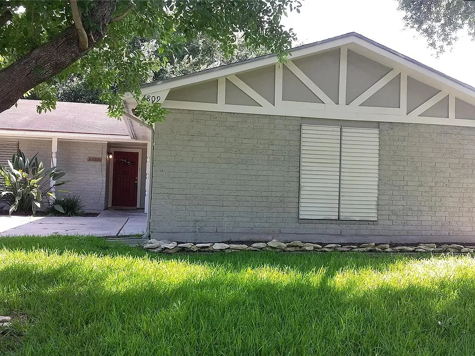 4809 Goldeneye Dr