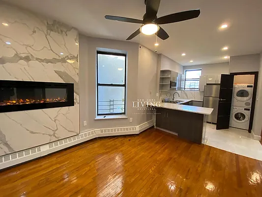 Rented by NY Living Solutions | media 19