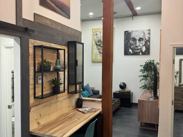 9462 Oak Glen Rd, Cherry Valley, CA 92223