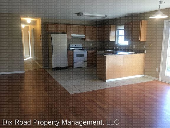 3rd image of 1927 Carolina St