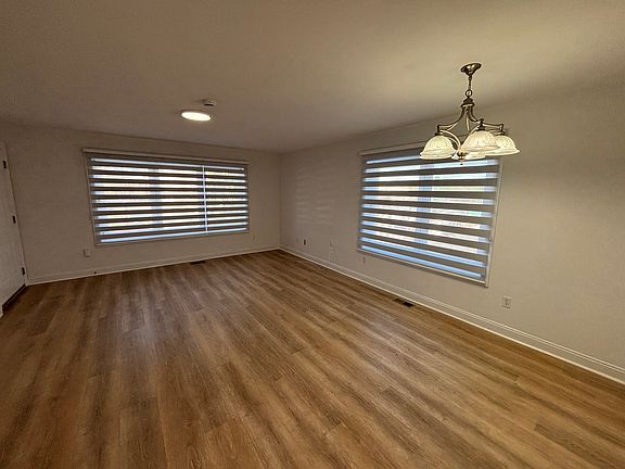 2nd image of 89 W Palisades Blvd APT 1