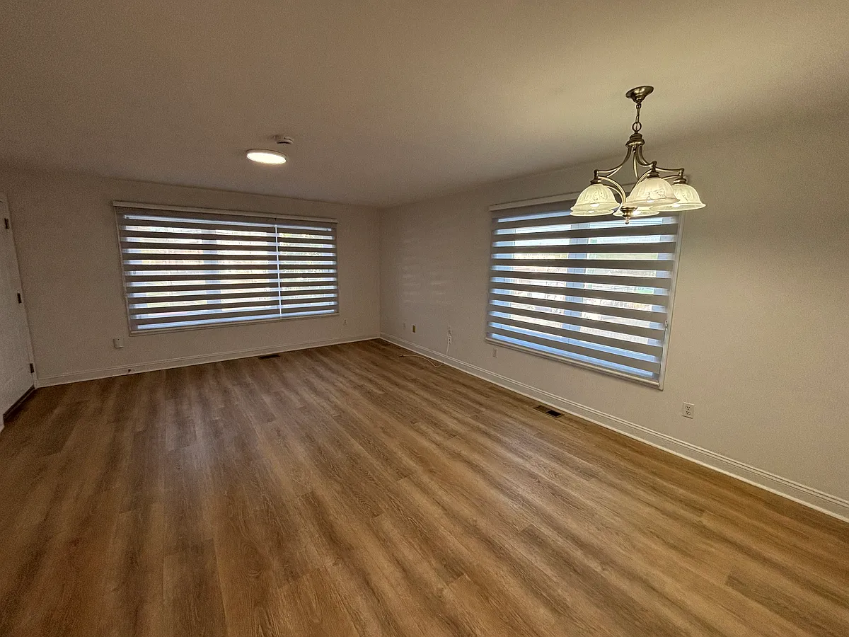 Building Photo - 89 W Palisades Blvd #1