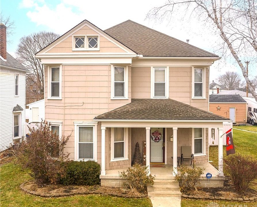 1st image of 1014 W Greene St