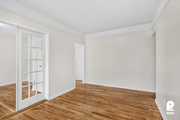 Rented by REZI | media 4