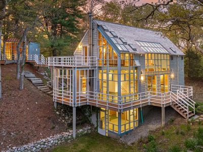 6 Moxon Ln, South Dartmouth, MA, 02748