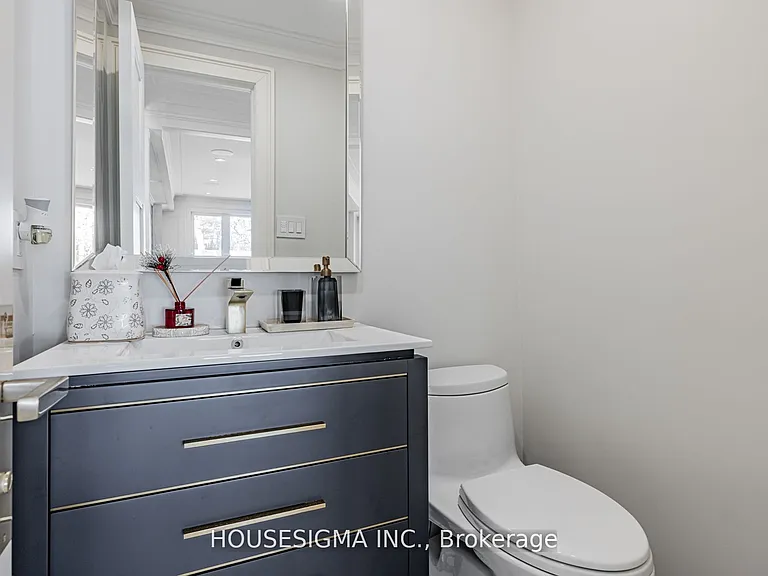 84 Cambridge Cres — Photo 18