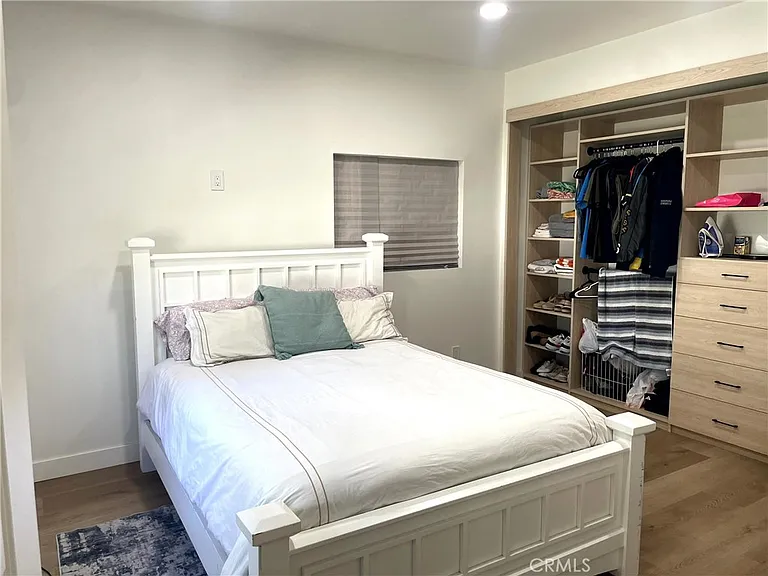 9488 Foster Rd — Photo 29