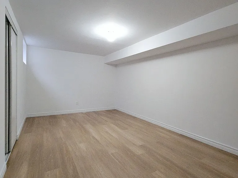 27 Macklingate Ct — Photo 11