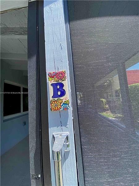 1st image of 2125 Bay Dr APT B