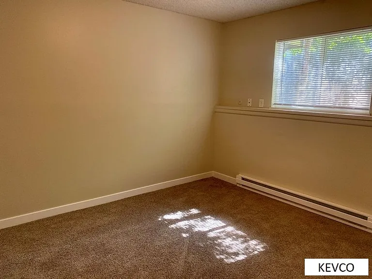 1812 Pecan St — Photo 16