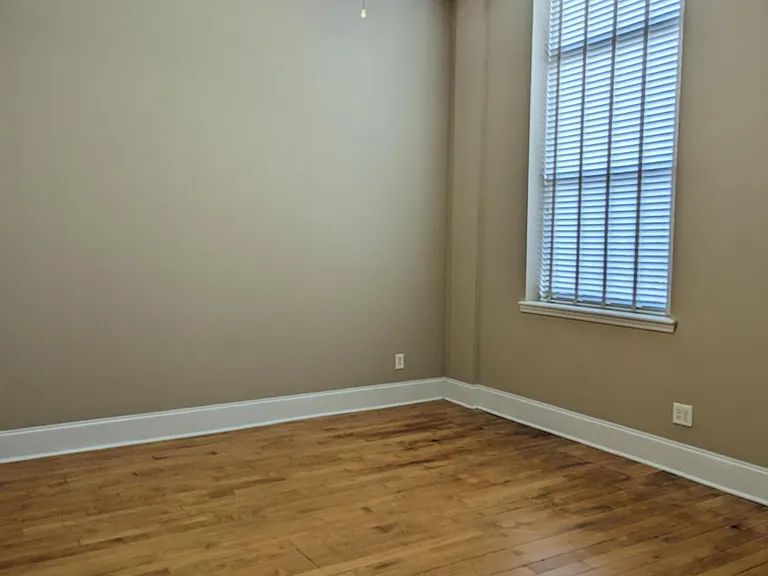 936 Broad St #310 — Photo 7