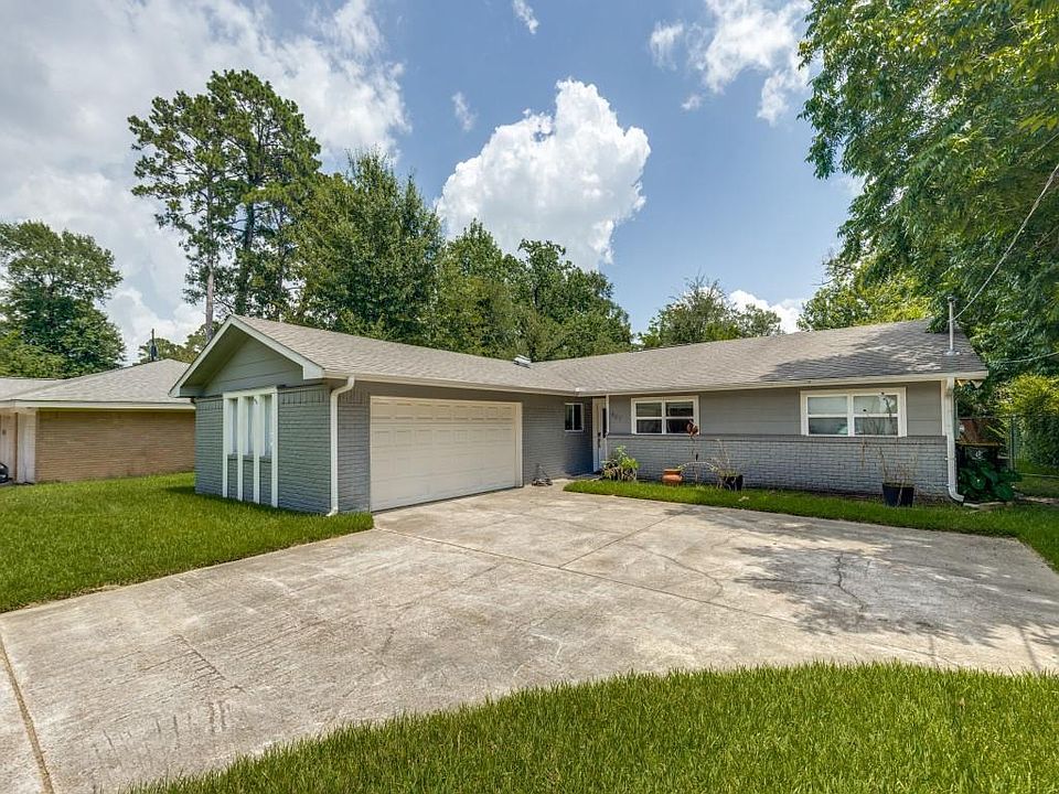1st image of 407 Lilly Blvd