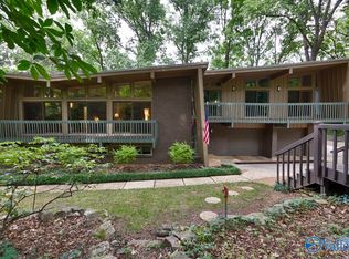 5827 Jones Valley Dr SE, Huntsville, AL 35802