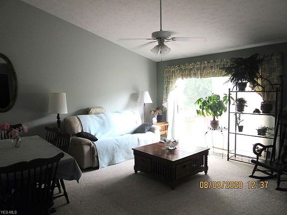 3rd image of 5725 Saint Thomas Ln