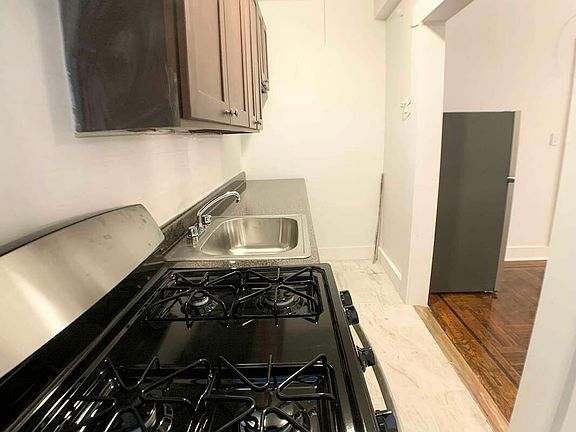4th image of 8314 4th Ave #304