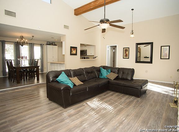 4th image of 6138 Desert Trail St