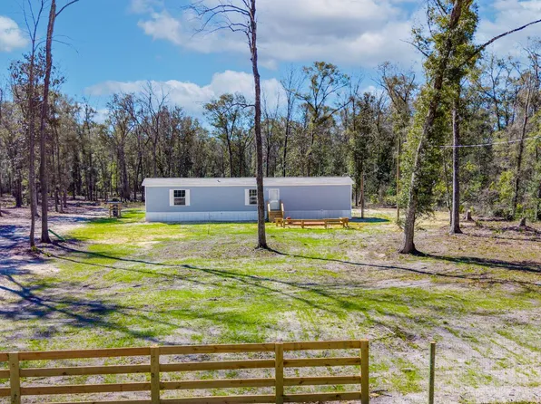 142 NE 202nd Ave, Old Town, FL 32680