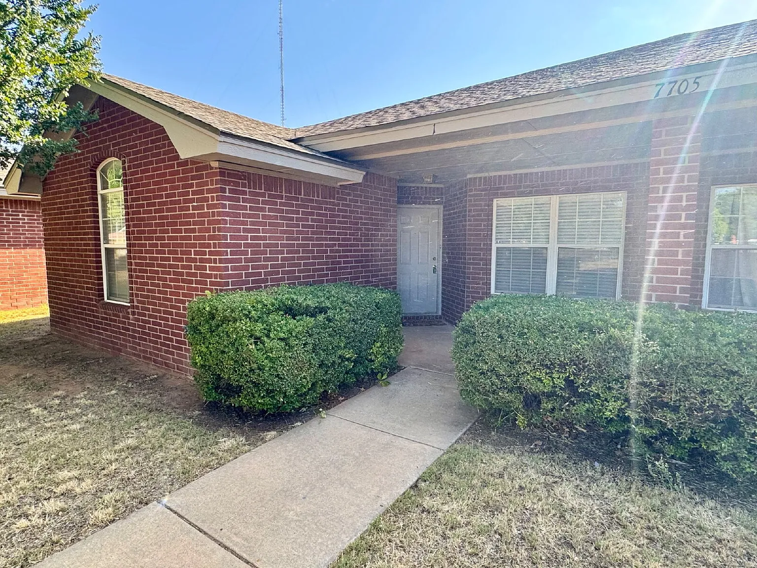 2 bed, 2.0 bath, 1000 sqft, $1,195 — Photo 3