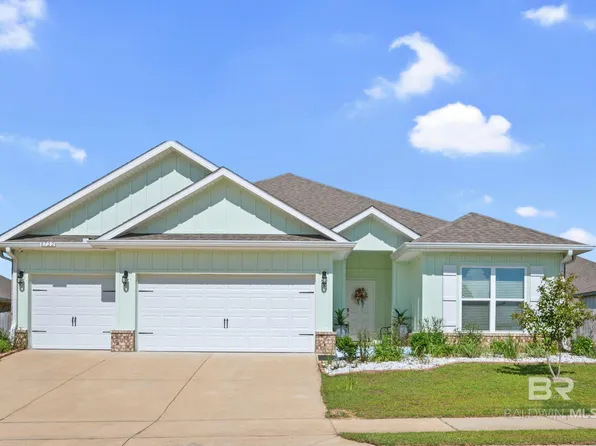 8722 Bronze Ln, Foley, AL 36535