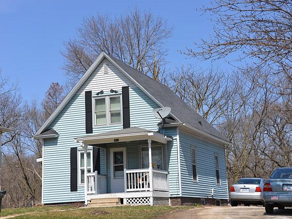 2nd image of 3015 Woodland St