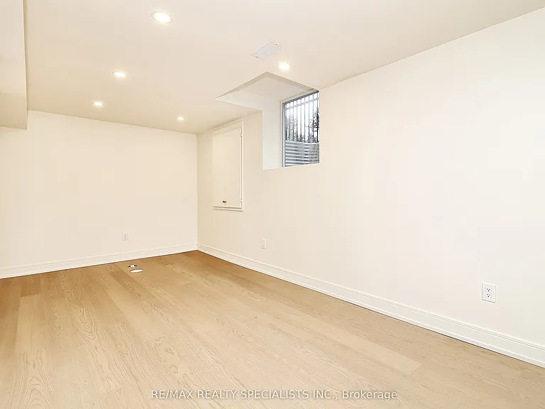 5815 Rainspring Dr — Photo 15