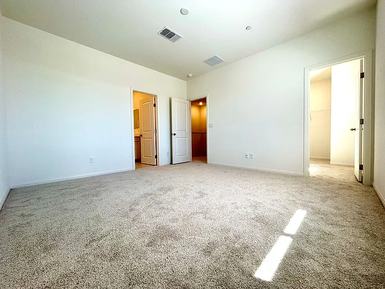 12480 Kings Creek Pl — Photo 14