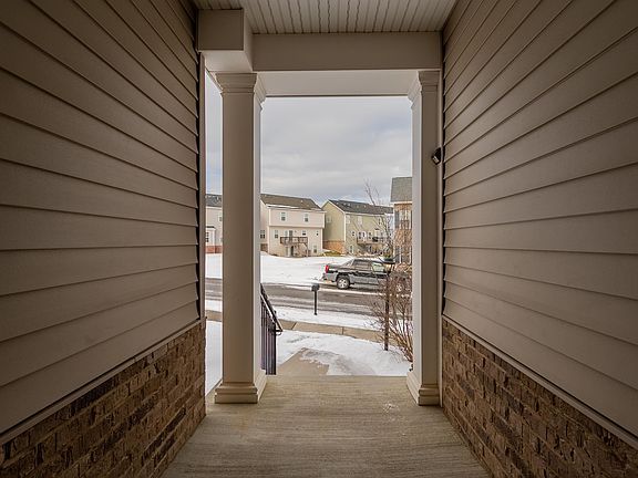 5th image of 510 Dewdrop Ln