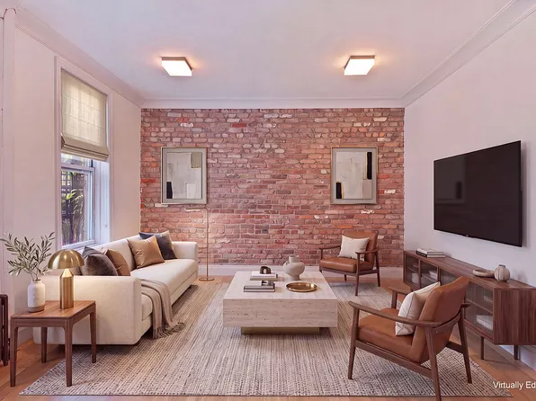 204 W 10th St APT 10, New York, NY 10014