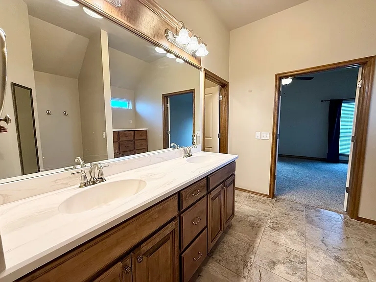 706 Sedona Dr — Photo 13