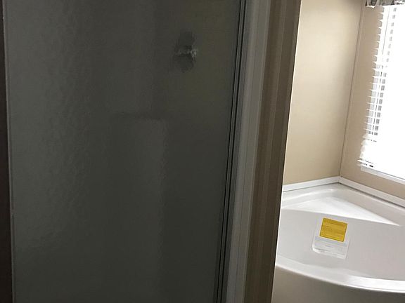 garden tun and stand up shower