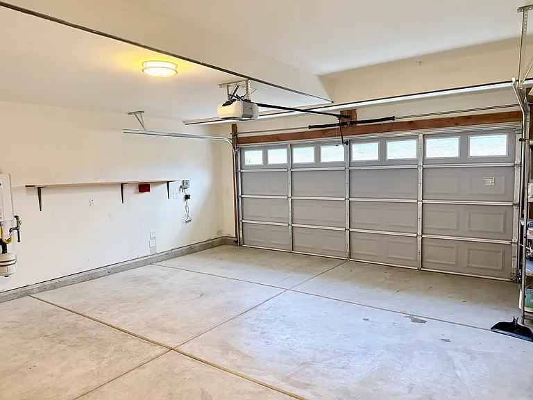 569 Charles Bradley Way — Photo 13