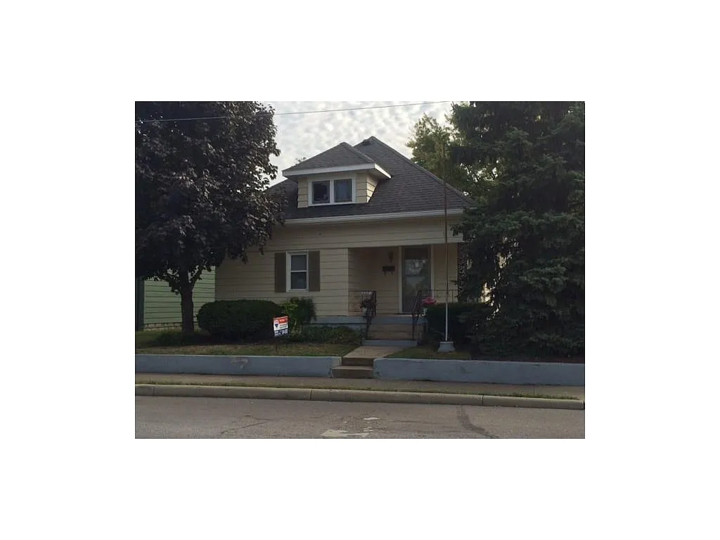 127 S State Ave photo 1