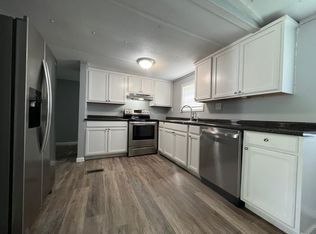 179 Woodbrook Dr, Midway Park, NC 28544