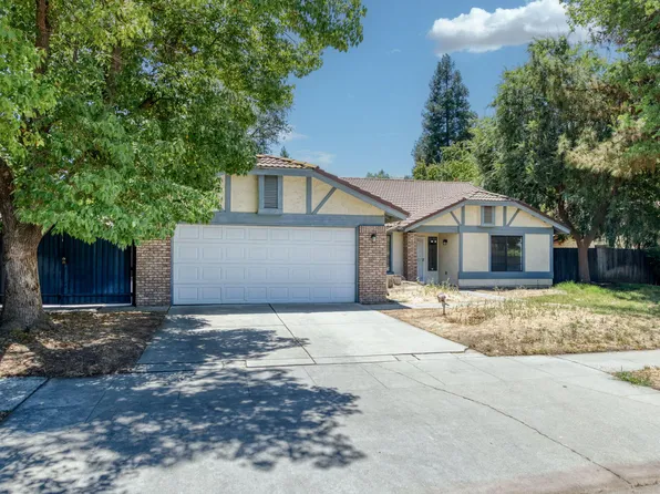 2536 Barstow Avenue, Clovis, CA 93611
