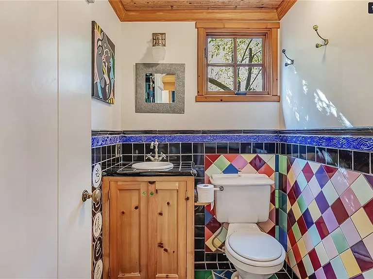 1225 Roosevelt Ln — Photo 15