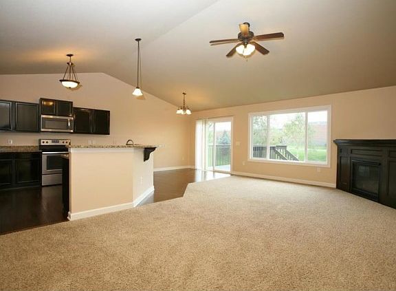 4th image of 3610 163rd St