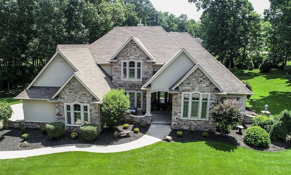 1st image of 56218 Whispering Hill Dr
